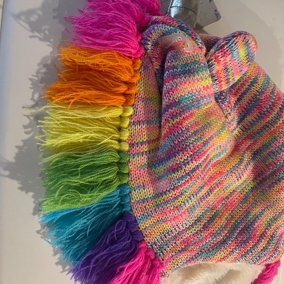 Capelli Faux Fur Rainbow Unicorn Hat NEW - Picture 4 of 10